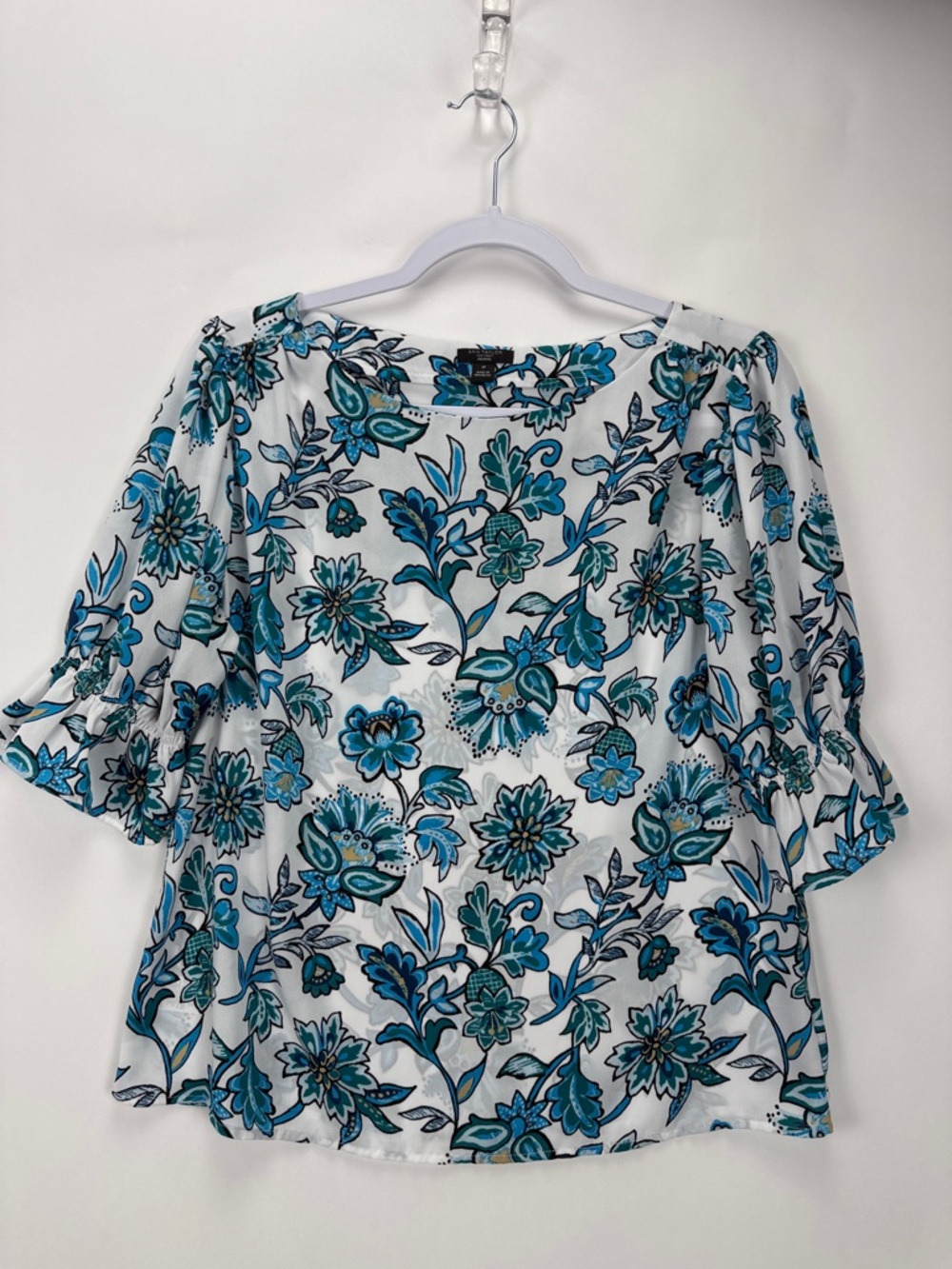 Ann Taylor White Blouse with Teal and Aqua  Floral Print Size SP